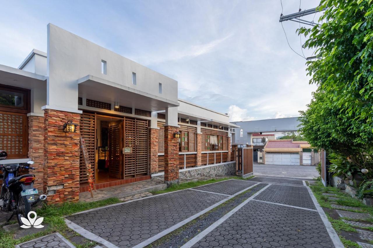 Zen Rooms Casa Lorenzo Legazpi Exterior photo